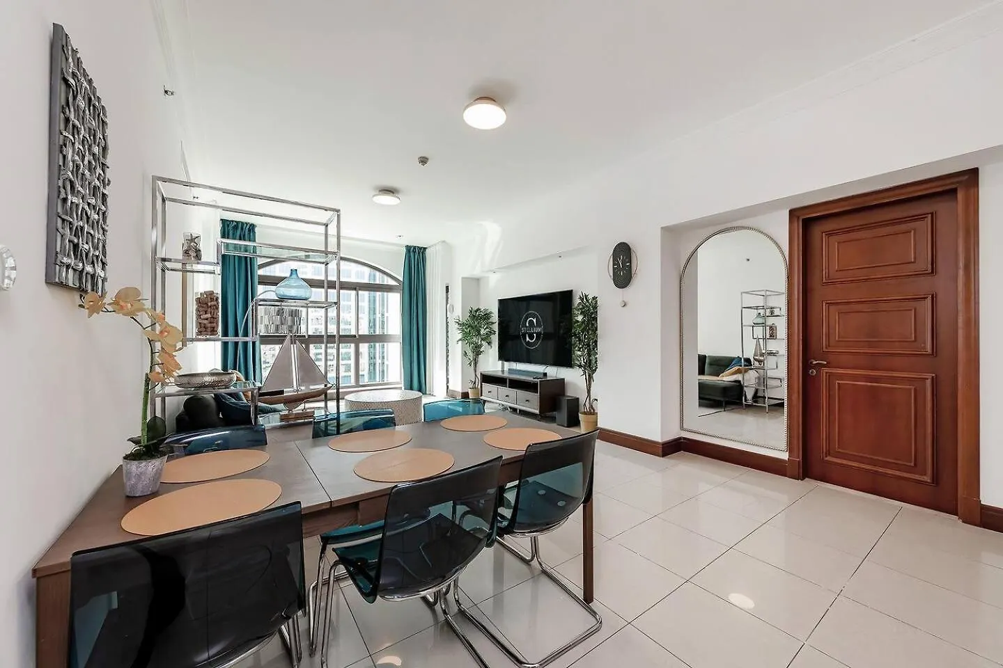 Luxe 2Br Golden Mile 5Sleeps 6Beach Access Dubai United Arab Emirates