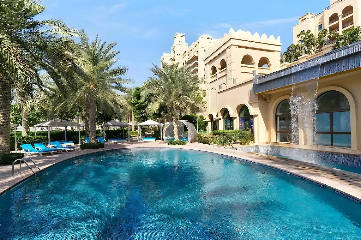 Luxe 2Br Golden Mile 5Sleeps 6Beach Access Dubai Apartment