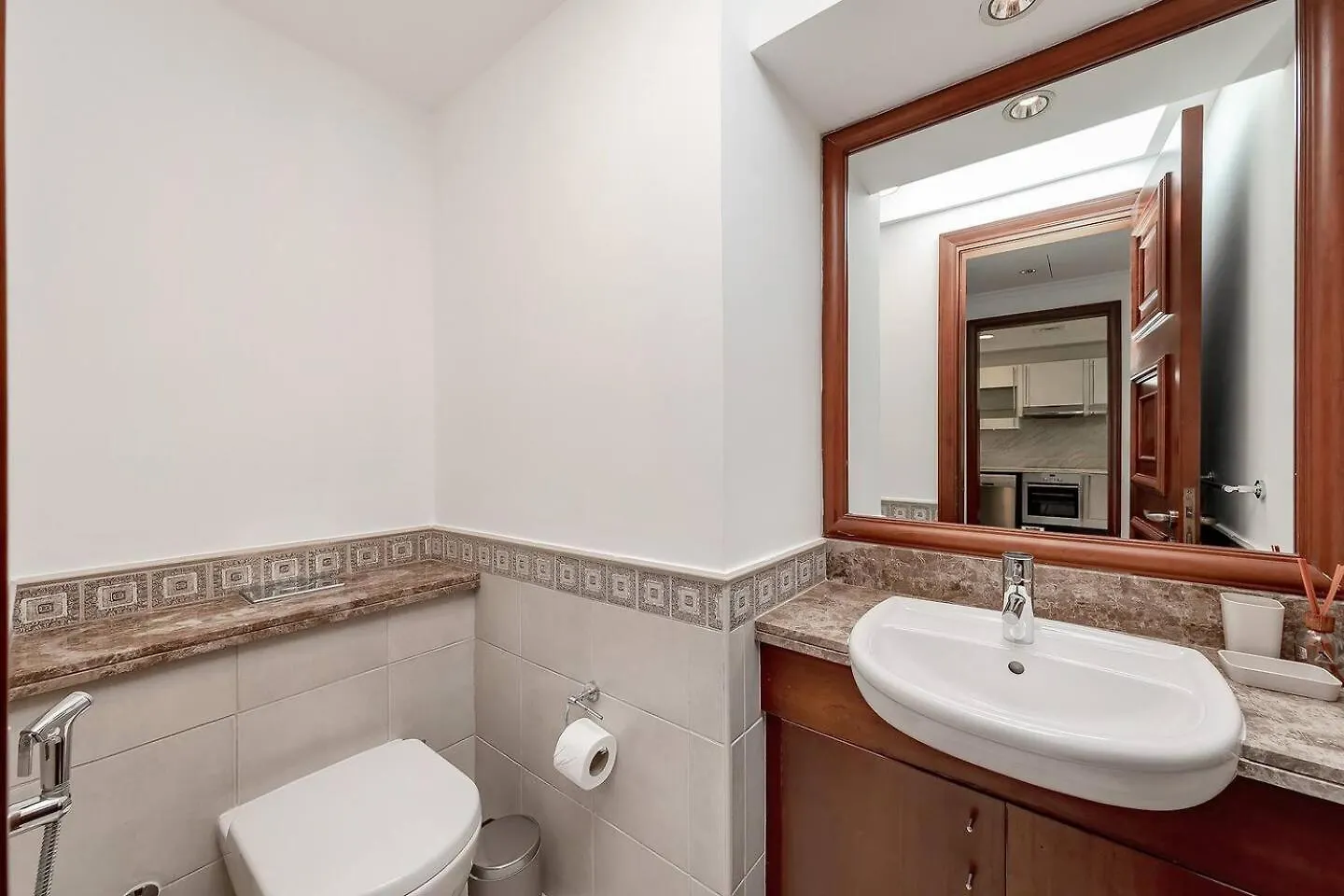 Luxe 2Br Golden Mile 5Sleeps 6Beach Access Дубай ОАЭ