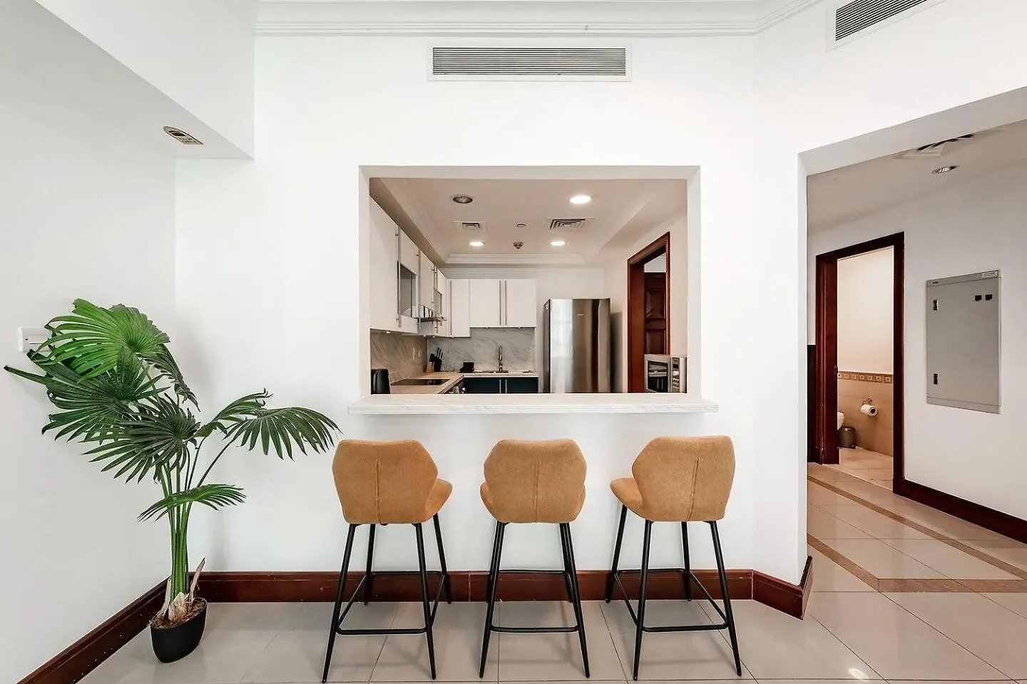 Luxe 2Br Golden Mile 5Sleeps 6Beach Access Дубай